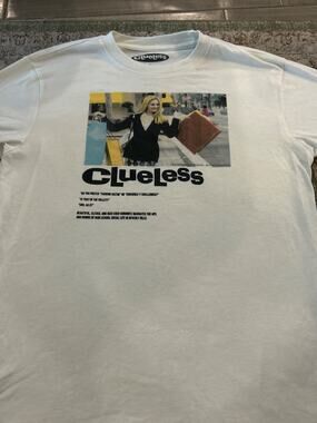 Clueless TShirt Womens Sze Large